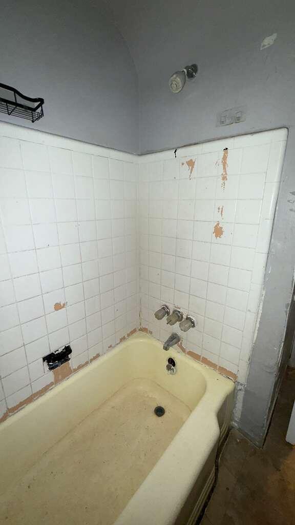 9605 Decatur Street Detroit, MI 48227 - Photo 10 of 22 WhatsApp Image 2026-03-10 at 2.24.35 PM