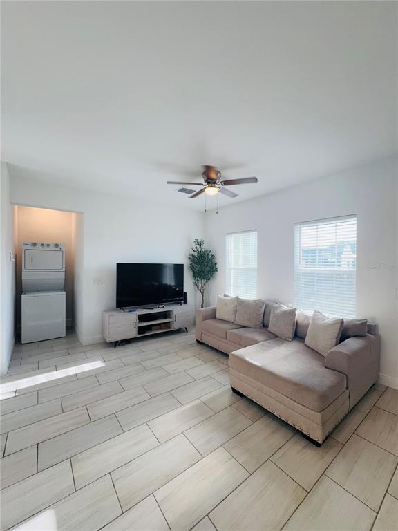 232 Genoa Court Kissimmee, FL 34758 - Photo 11 of 43