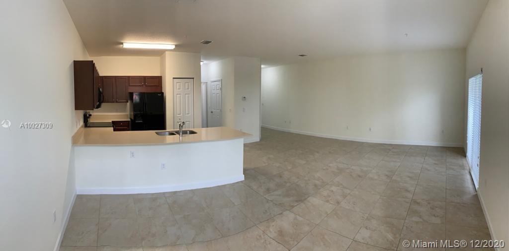 290 Northwest 109th, Unit 207 Miami, FL 33172 - Photo 5 of 10