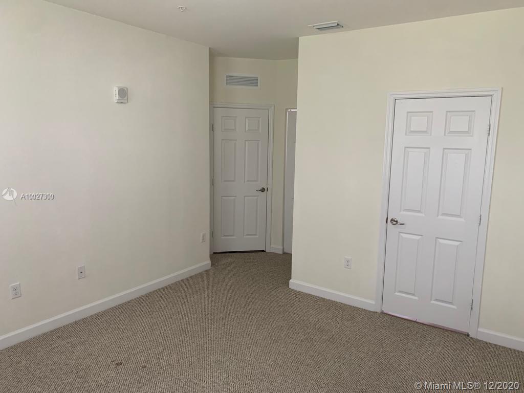 290 Northwest 109th, Unit 207 Miami, FL 33172 - Photo 10 of 10
