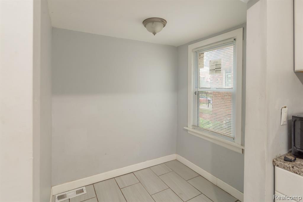 17345 Indiana Street Detroit, MI 48221 - Photo 19 of 28