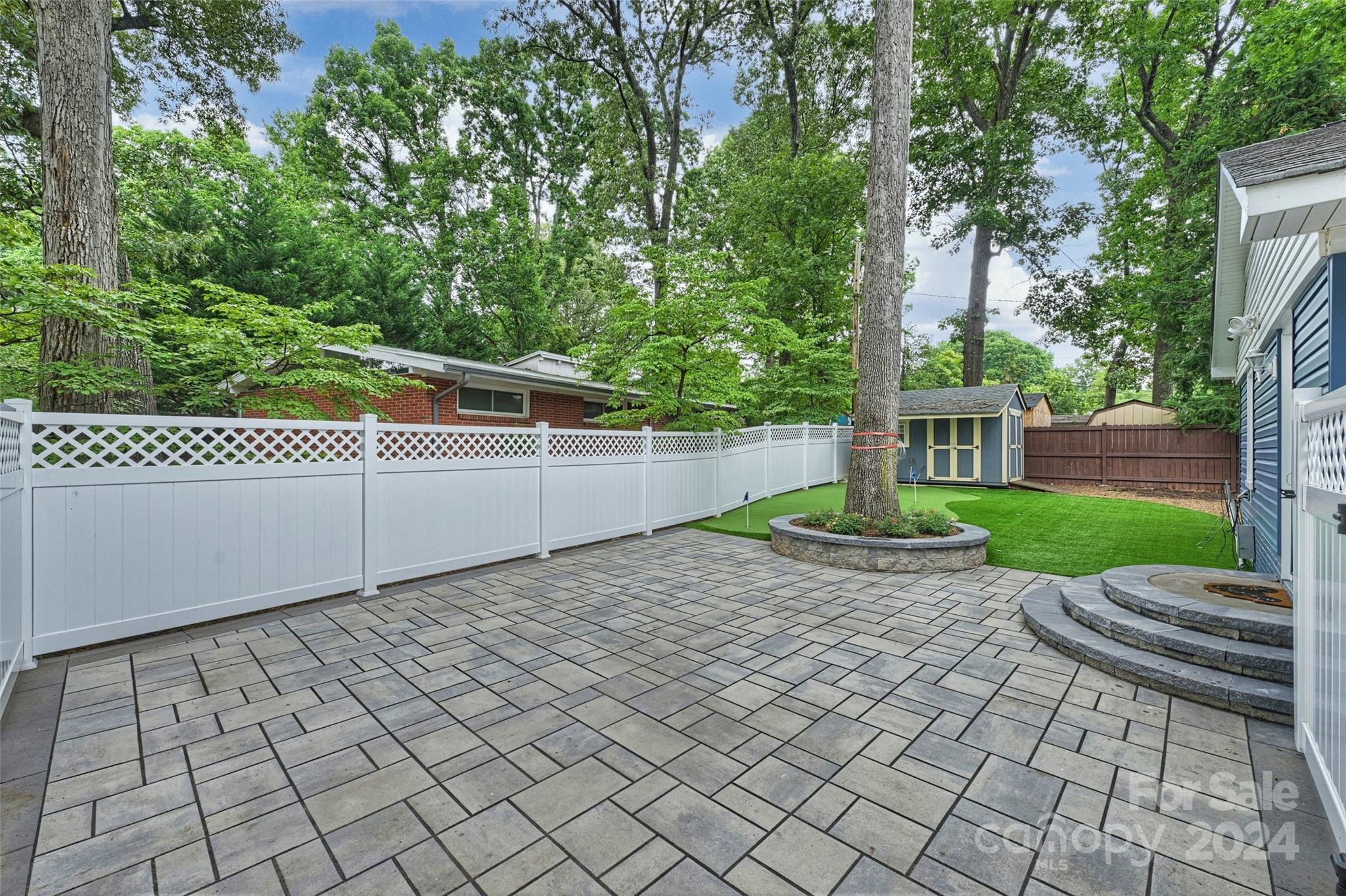 515 Bartling Road Charlotte, NC 28209 - Photo 28 of 42 a view of a backyard