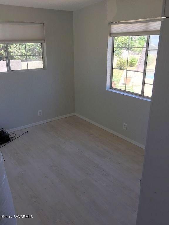 4910 East Valley Lane Rimrock, AZ 86335 - Photo 13 of 19 2nd (½) Bath to Pool - Add Shower /Tub