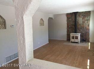 4910 East Valley Lane Rimrock, AZ 86335 - Photo 8 of 19 Living Room