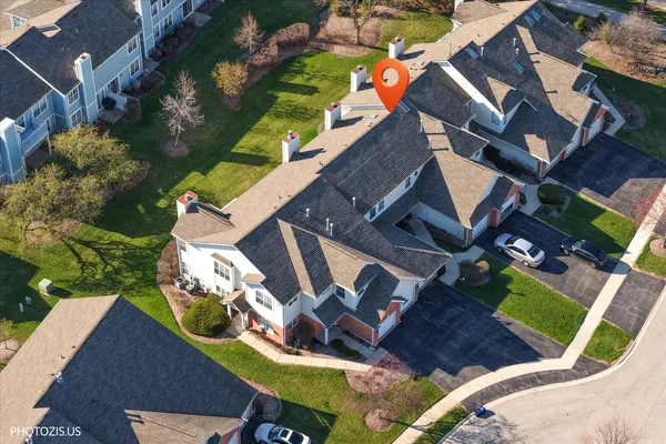 $289,000 | 208 Westminster Court, Unit D, Schaumburg, IL 60193
