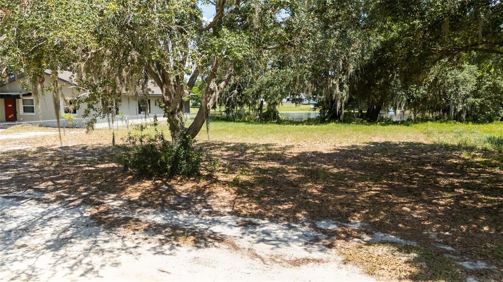 Linda Drive Leesburg, FL 34788 - Photo 15 of 22