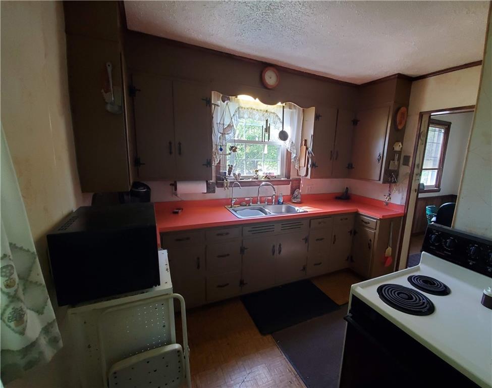 2638 Old Butler Road New Castle, PA 16101 - Photo 8 of 25