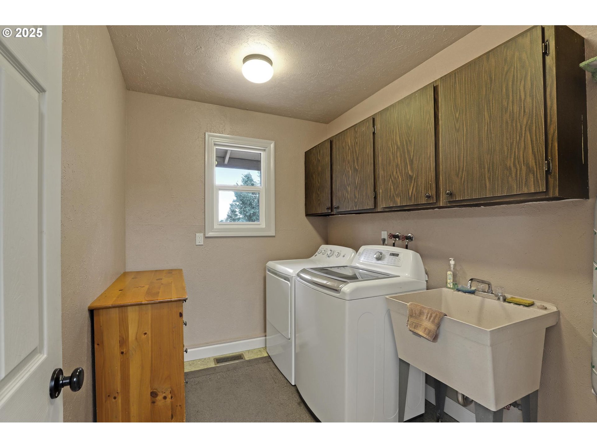 15875 Southwest Bull Mountain Road Portland, OR 97224 - Photo 24 of 40 Gallery Image 24
