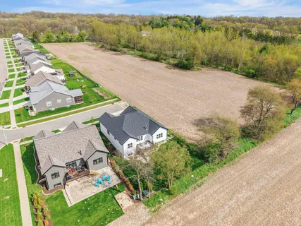 $709,900 | 2016 Besra Drive, Verona, WI 53593