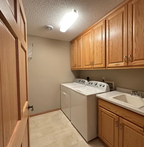 $334,900 | 1610 8th Avenue North, Princeton, MN 55371