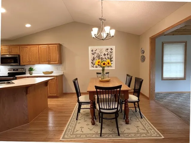 $334,900 | 1610 8th Avenue North, Princeton, MN 55371