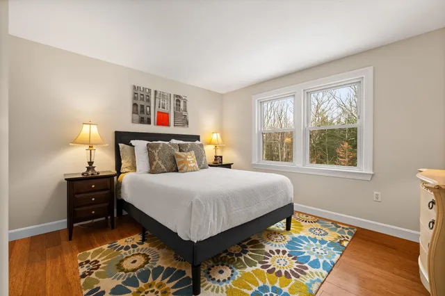 $850,000 | 17 Oriole Drive, Bedford, NH 03110