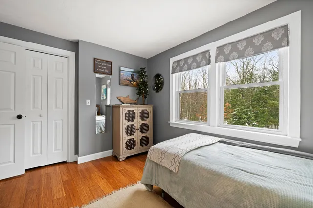 $850,000 | 17 Oriole Drive, Bedford, NH 03110