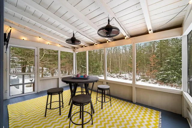 $850,000 | 17 Oriole Drive, Bedford, NH 03110