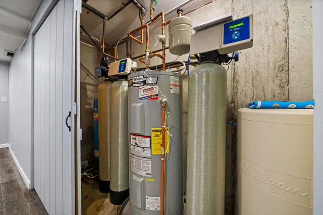 $850,000 | 17 Oriole Drive, Bedford, NH 03110