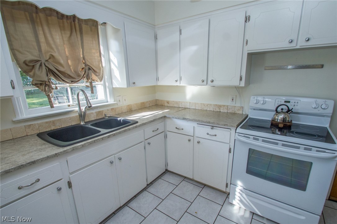 20899 Eaton Road Cleveland, OH 44126 - Photo 19 of 34