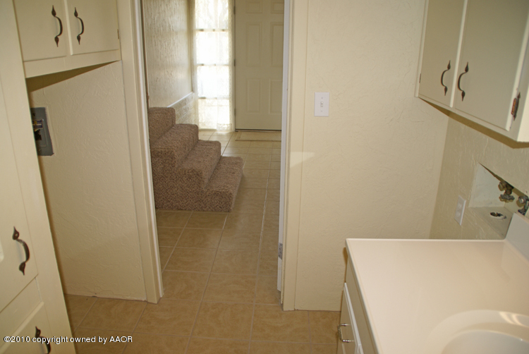 8850 Rockwell Road West Amarillo, TX 79119 - Photo 14 of 23 Another View of Bath 1