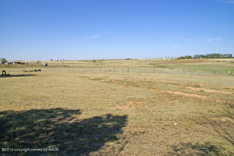 8850 Rockwell Road West Amarillo, TX 79119 - Photo 20 of 23 Backyard