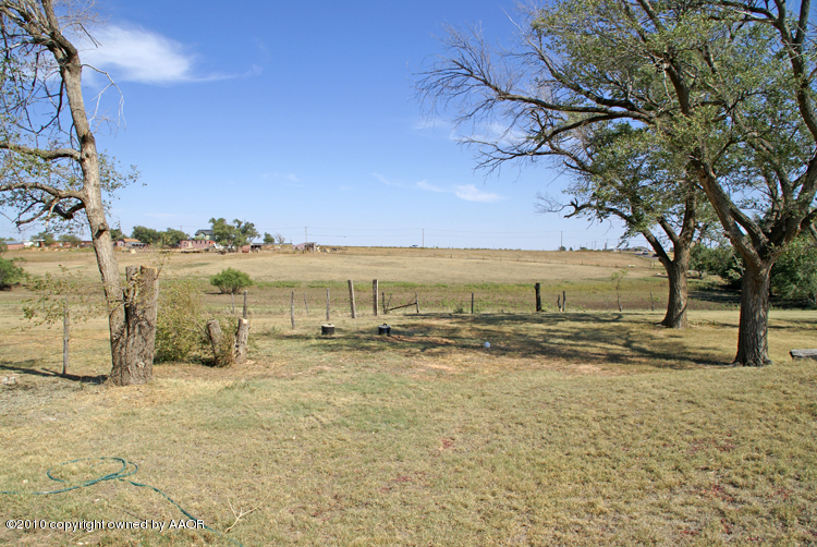 8850 Rockwell Road West Amarillo, TX 79119 - Photo 23 of 23 Backyard View 2