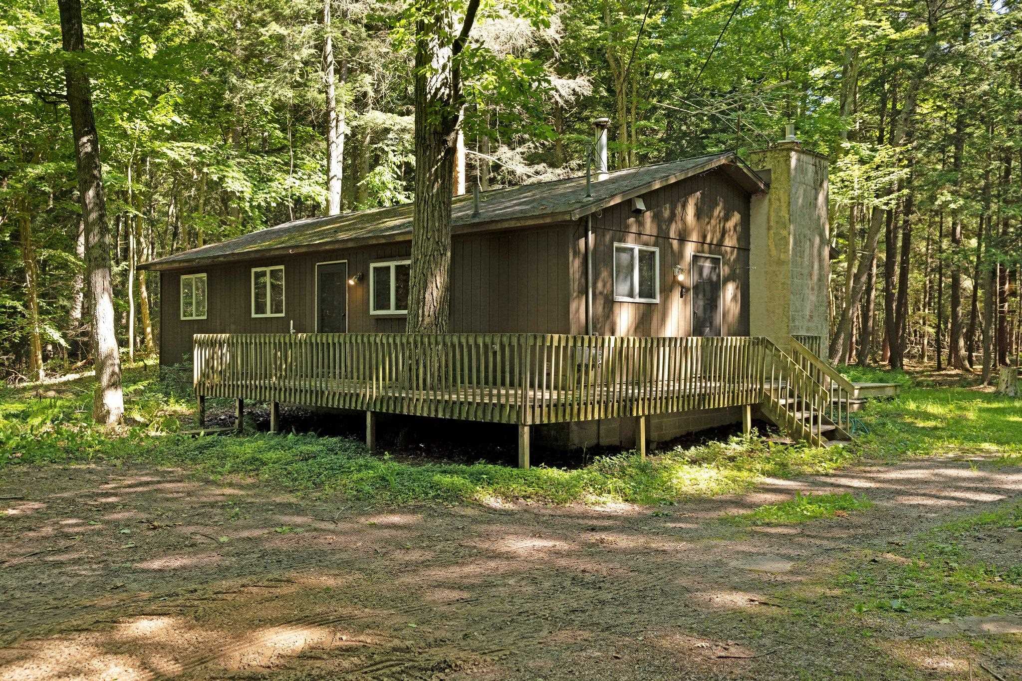 2823 Neahtawanta Road Traverse City, MI 49686 - Photo 1 of 33 1924458-2a944712-315c-4e6e-966a-5fac1a7a4416.JPG