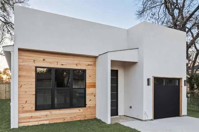 $2,800 | 2511 Lapsley Street, Dallas, TX 75212