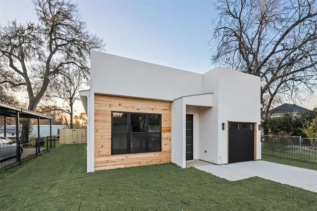 $2,800 | 2511 Lapsley Street, Dallas, TX 75212