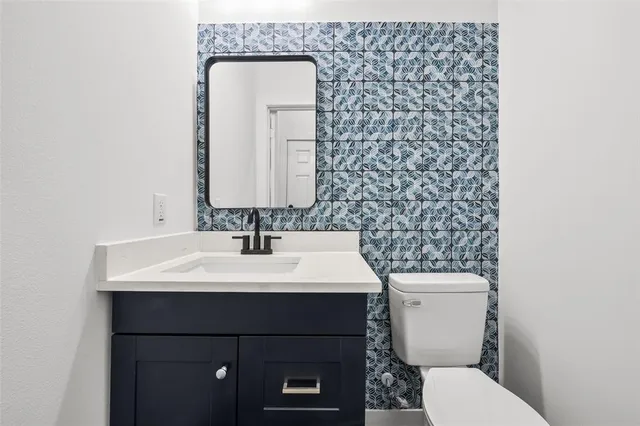 $2,800 | 2511 Lapsley Street, Dallas, TX 75212