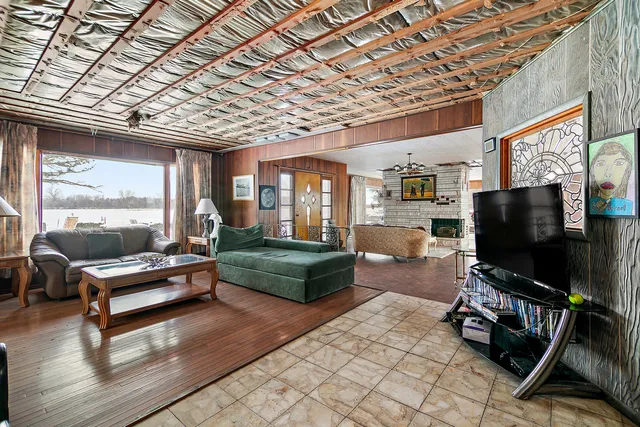 $439,000 | 15884 West 3500th Road North, Essex, IL 60935