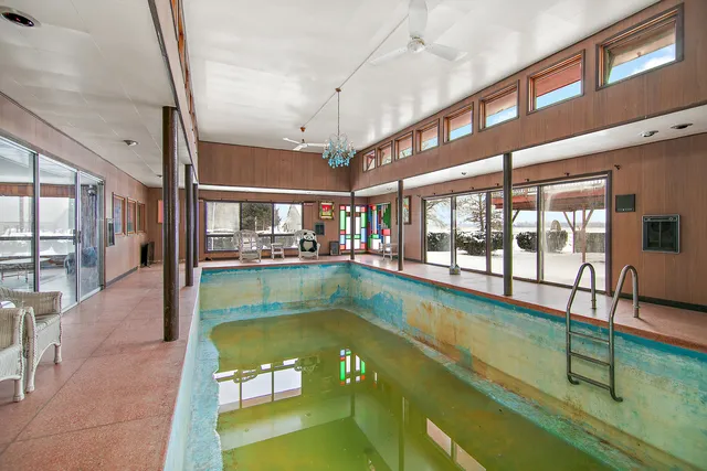 $439,000 | 15884 West 3500th Road North, Essex, IL 60935