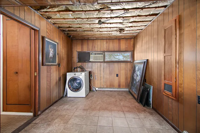 $439,000 | 15884 West 3500th Road North, Essex, IL 60935