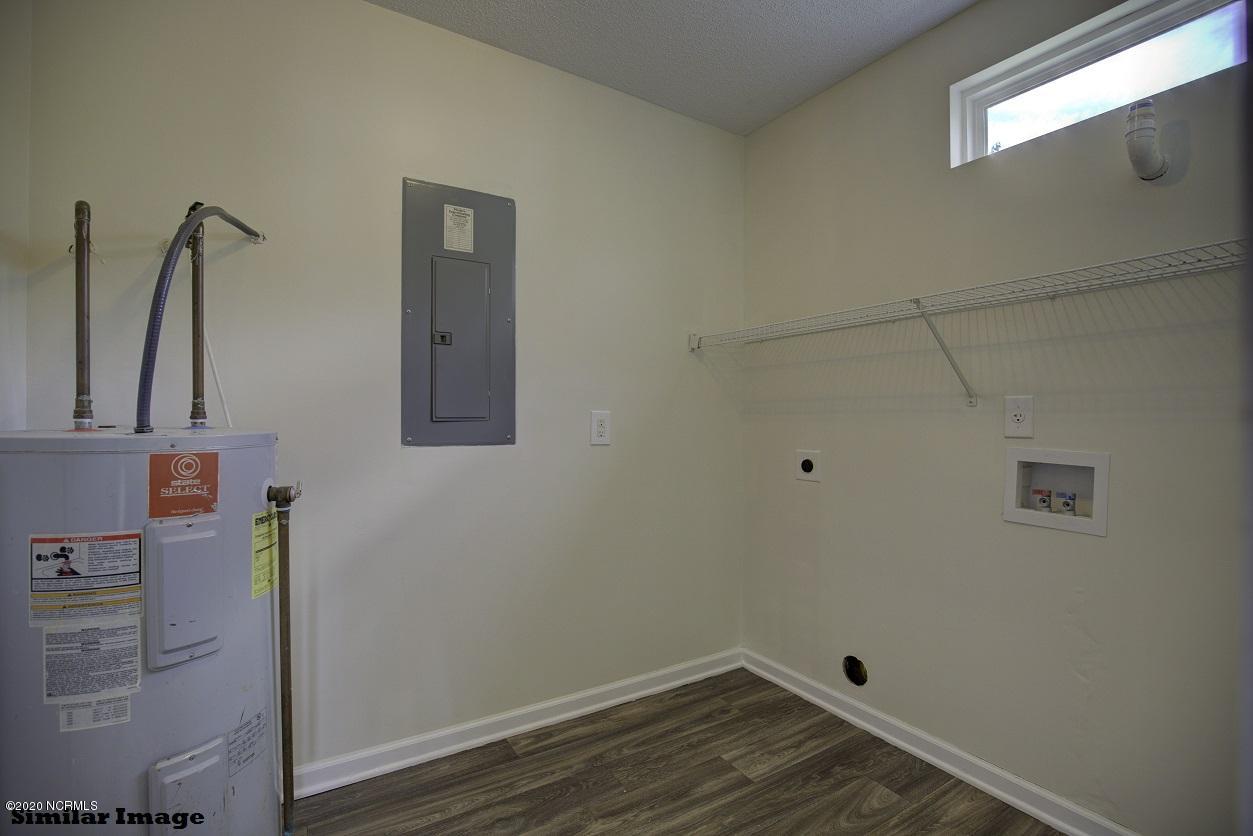 559 Corbin Street Jacksonville, NC 28546 - Photo 11 of 16 565 Corbin - Interiors_9 Similar Image