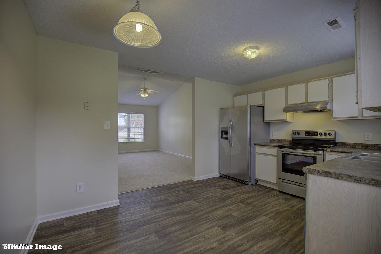559 Corbin Street Jacksonville, NC 28546 - Photo 3 of 16 565 Corbin - Interiors_10 Similar Image