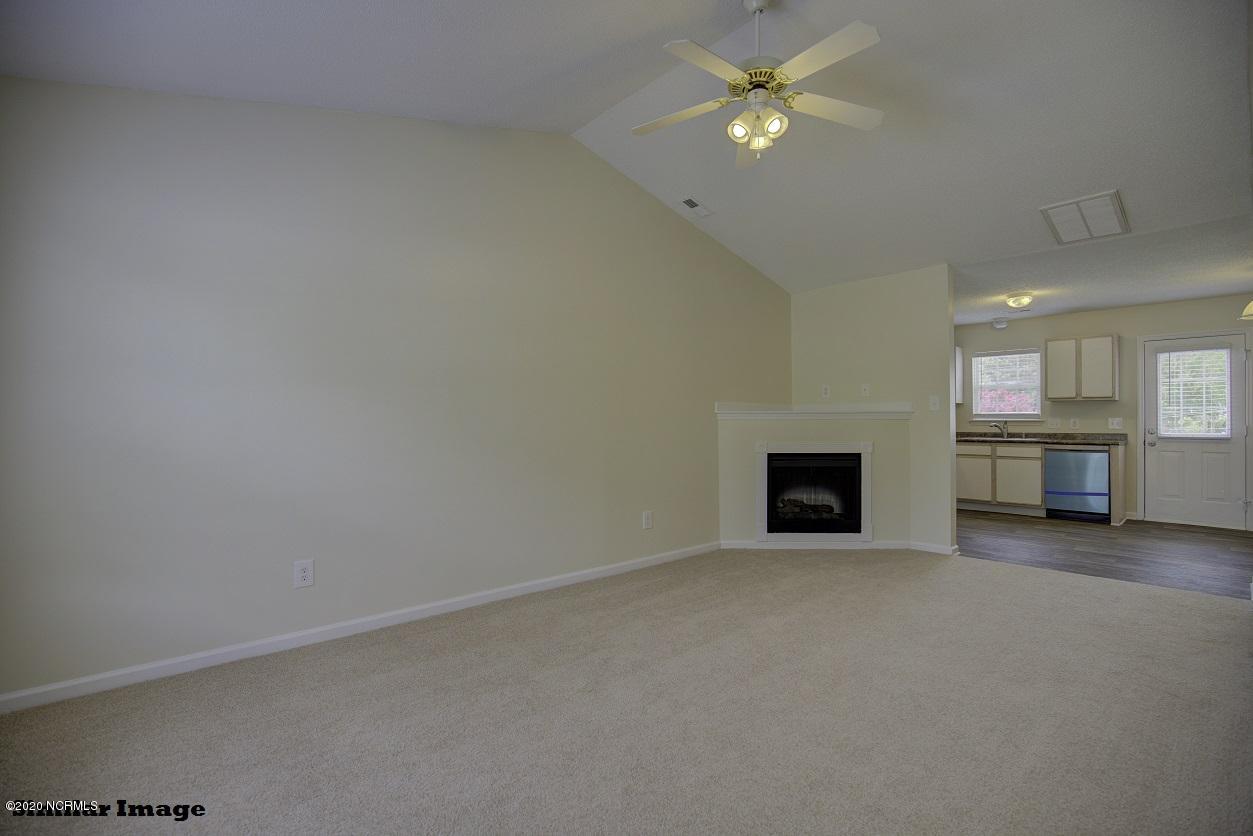 559 Corbin Street Jacksonville, NC 28546 - Photo 7 of 16 565 Corbin - Interiors_5 Similar Image