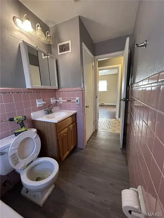 $79,000 | 615 Tesmore Place, St. Louis, MO 63135