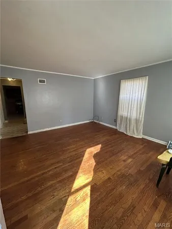 $79,000 | 615 Tesmore Place, St. Louis, MO 63135