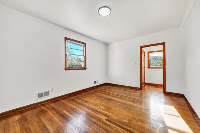 $850 | 3203 Roundhill Avenue Northwest, Unit A, Roanoke, VA 24012