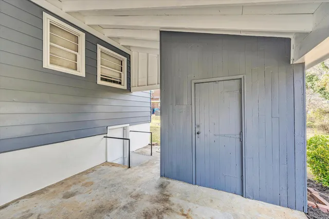 $850 | 3203 Roundhill Avenue Northwest, Unit A, Roanoke, VA 24012