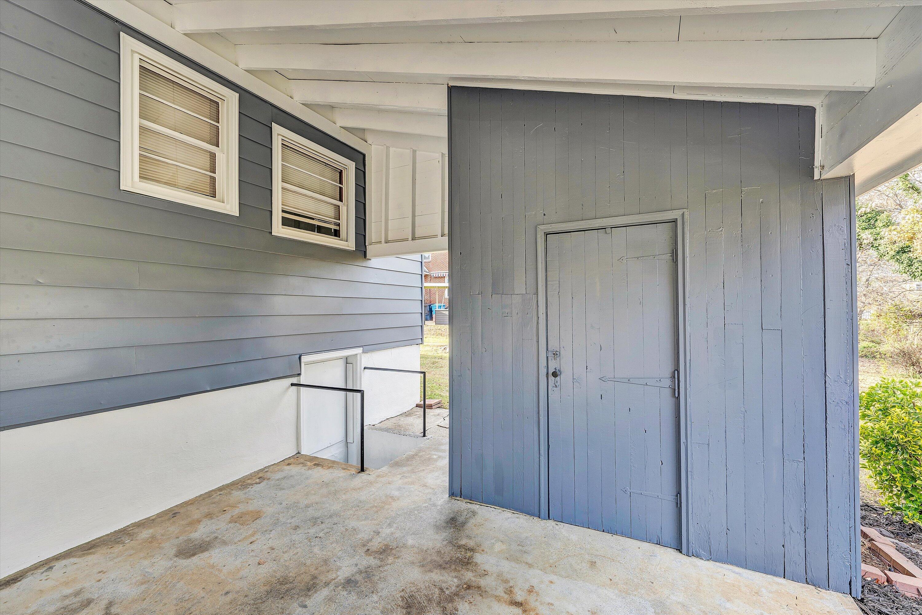 3203 Roundhill Avenue Northwest, Unit A Roanoke, VA 24012 - Photo 23 of 27 23-SGP-01248