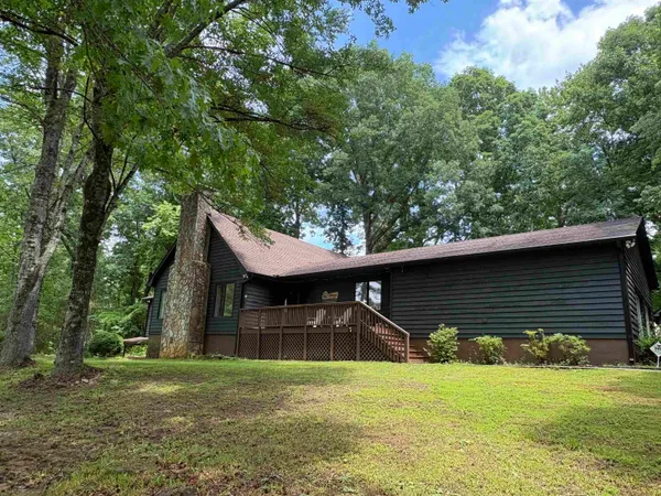 $689,000 | 130 Dogwood Terrace, Marietta, SC 29661