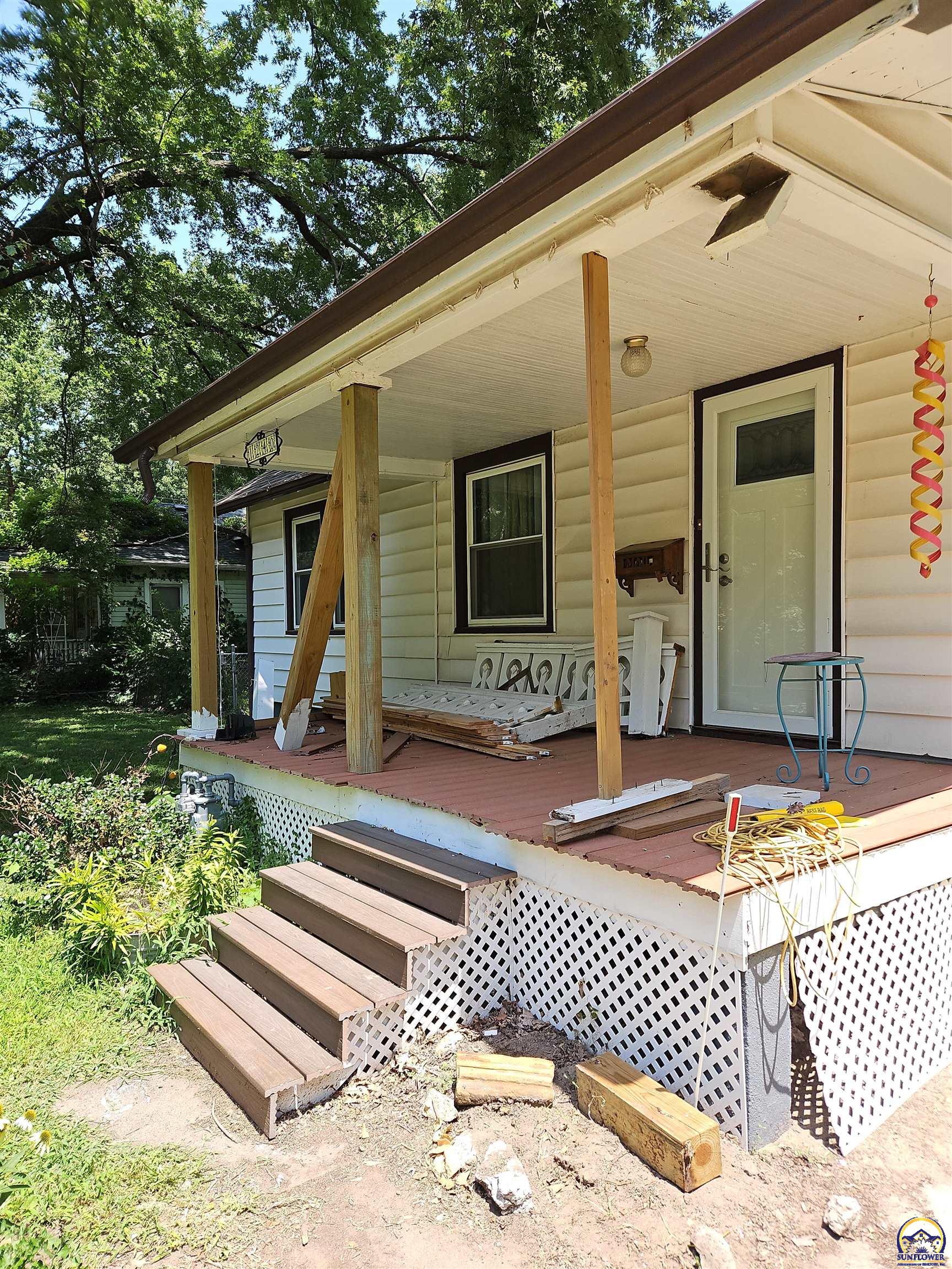 1240 Northeast Arter Ave  