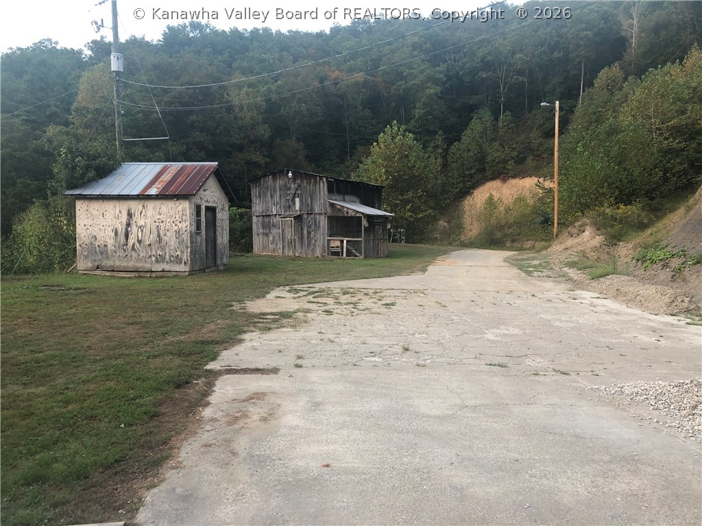 47 East Fork Road Harts, WV 25524 - Photo 3 of 17 Gallery Image 3
