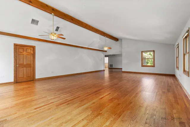 a view of entryway and hall