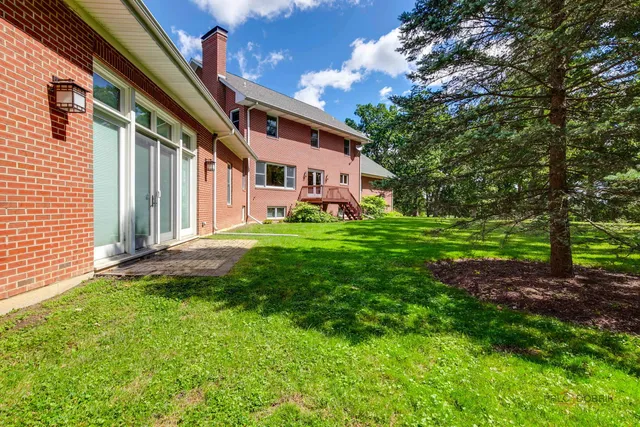 a house view with a outdoor space
