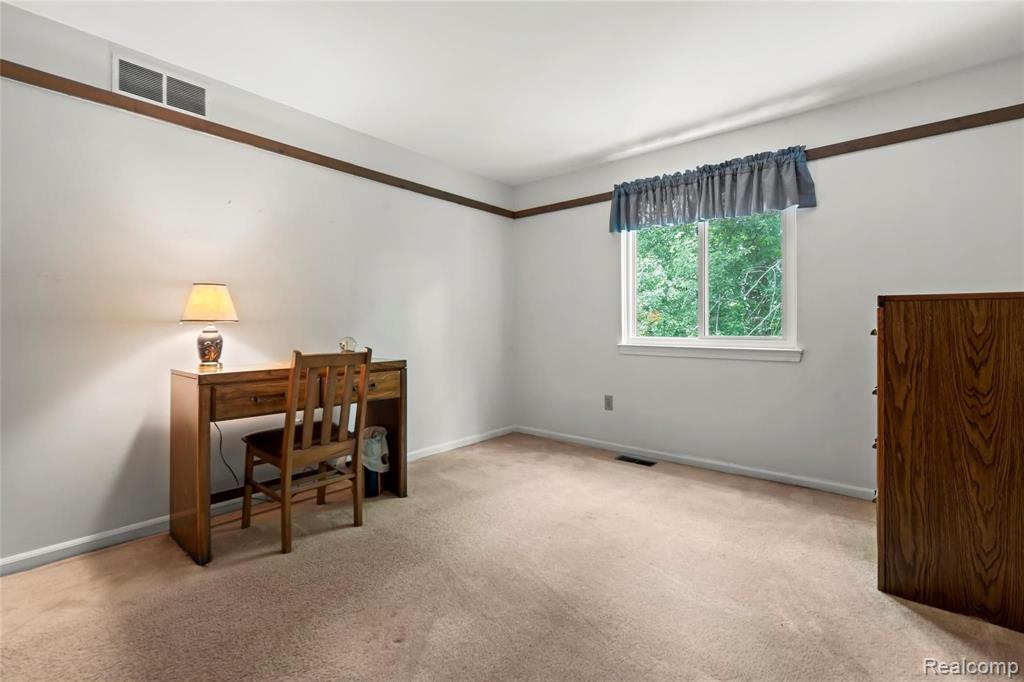 2974 Leyton Court Rochester Hills, MI 48306 - Photo 26 of 36