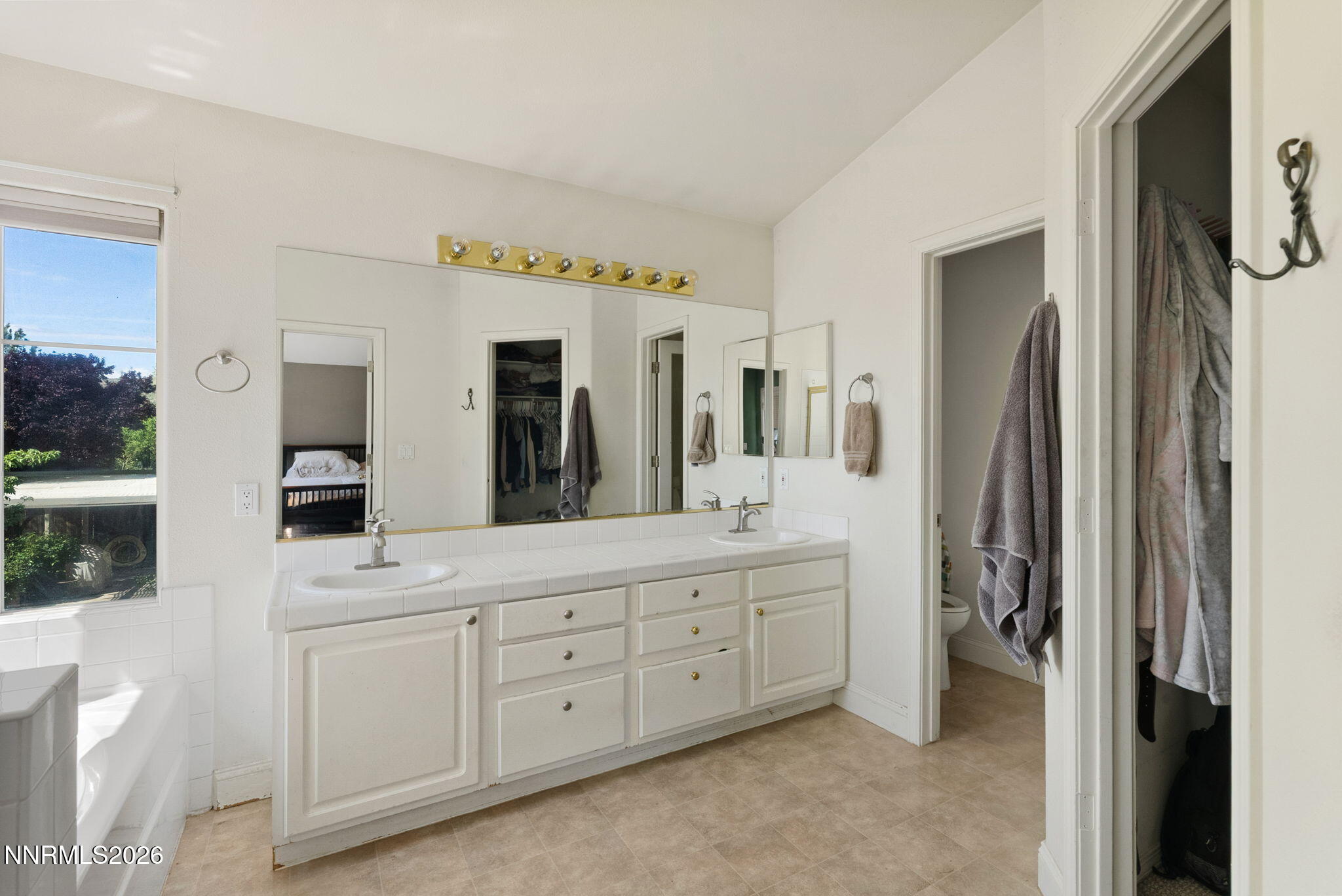 5294 Tappan Court Reno, NV 89523 - Photo 22 of 45 36-web-or-mls-5294 Tappan Ct-23