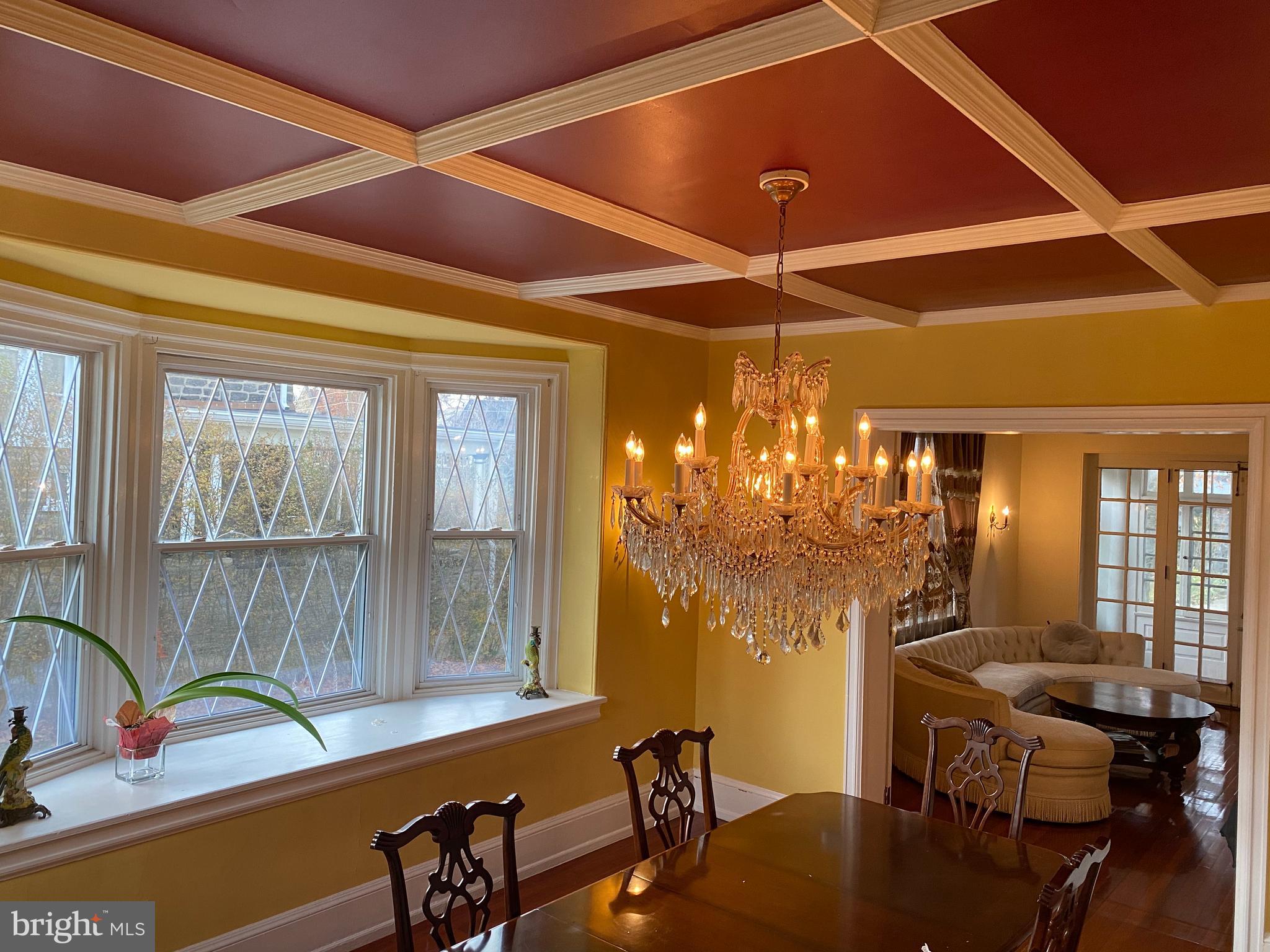 6358 Sherwood Road Philadelphia, PA 19151 - Photo 13 of 30 Extraordinary Italian crystal chandelier