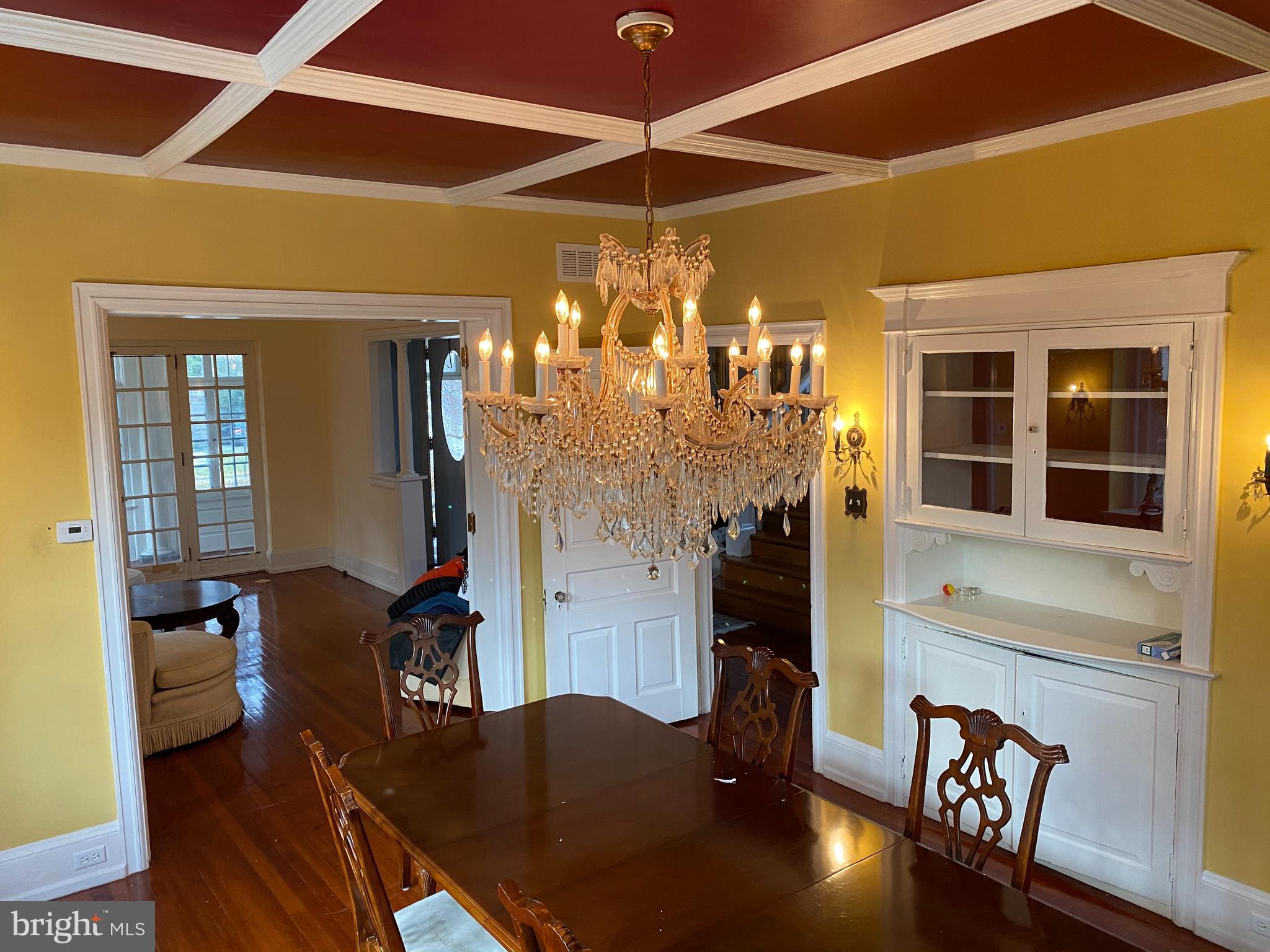 6358 Sherwood Road Philadelphia, PA 19151 - Photo 15 of 30 Beautiful millwork