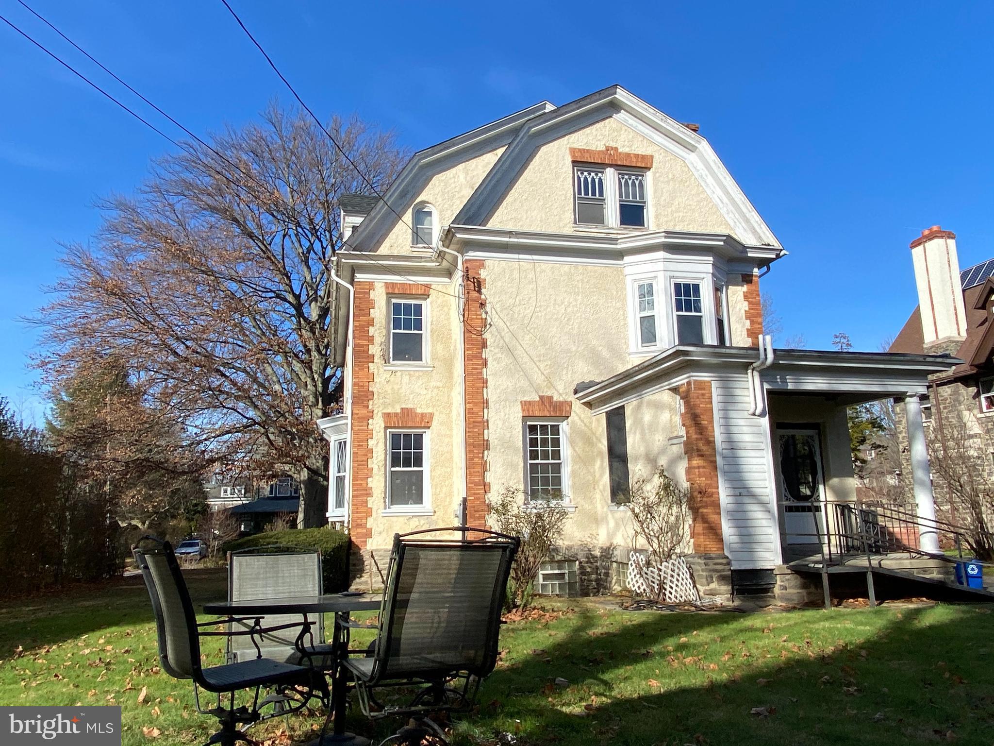 6358 Sherwood Road Philadelphia, PA 19151 - Photo 3 of 30 Rear View