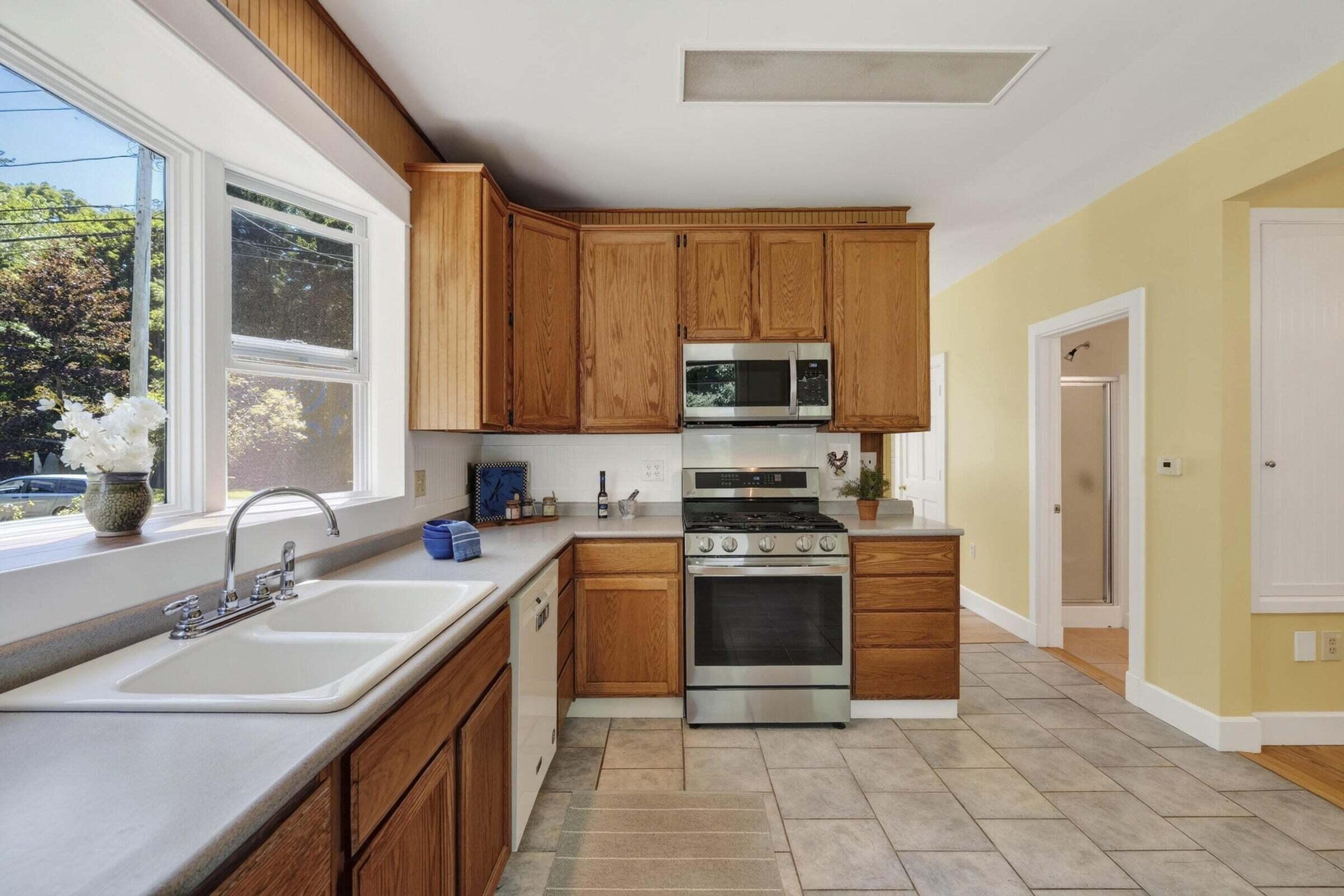 65 High Street Windham, ME 04062 - Photo 17 of 25 kitchen 4