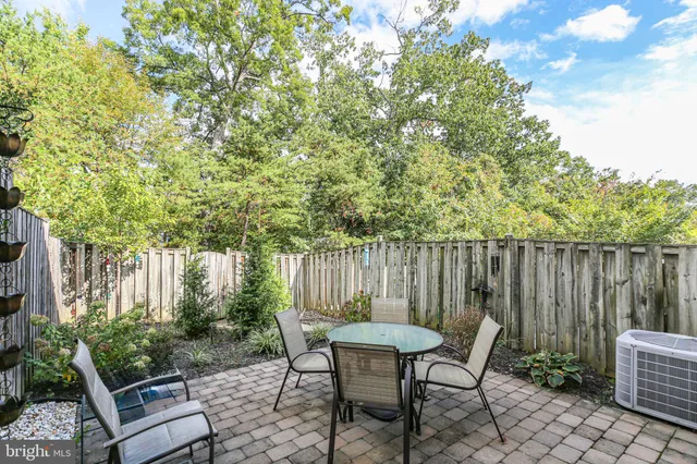 $499,950 | 2094 Pilgrim Drive, Woodbridge, VA 22192